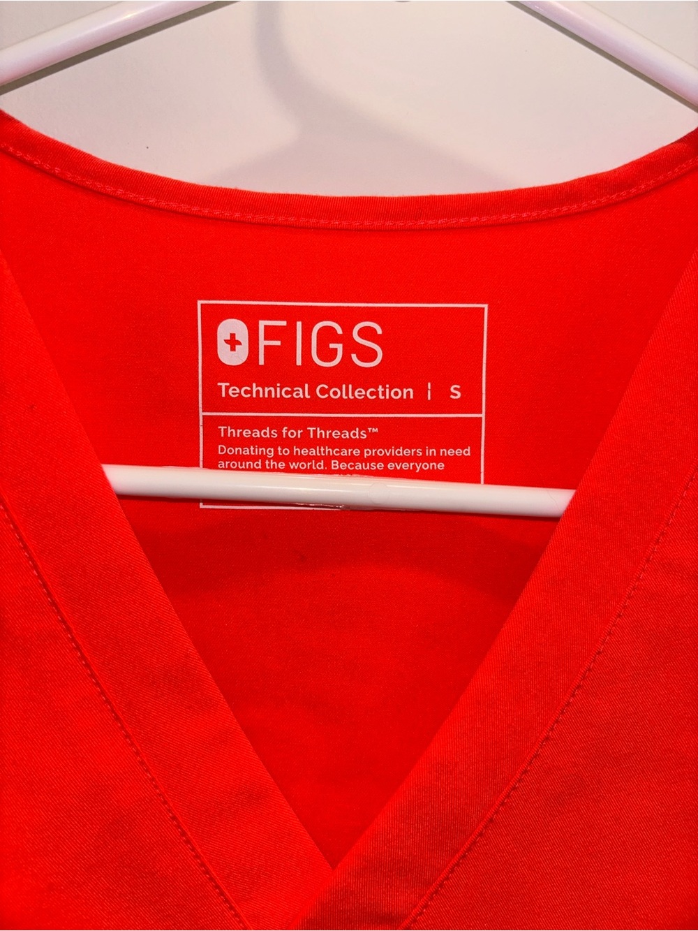 Figs Neon V-Neck Scrub Top Size Small - Picture 4 of 5
